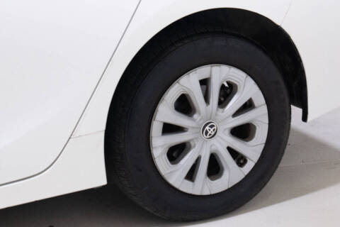 2019 Toyota Prius L Eco