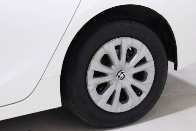 2019 Toyota Prius L Eco