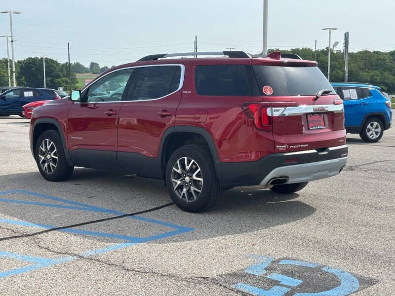 2023 GMC Acadia SLE