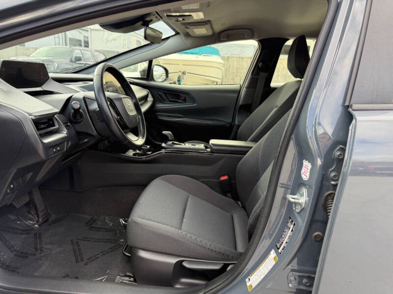 2024 Toyota Prius LE