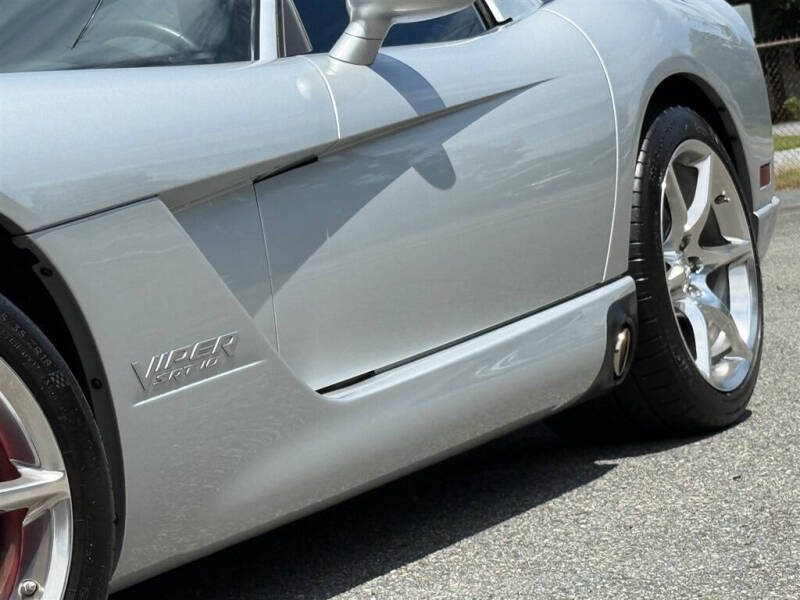 2010 Dodge Viper SRT-10