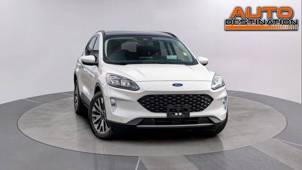 2020 Ford Escape Hybrid for sale at Auto Destination in Puyallup, WA