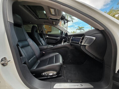 2015 Porsche Panamera S E-Hybrid