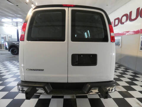 2023 Chevrolet Express 2500