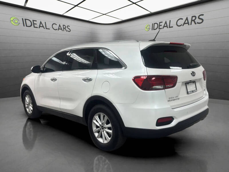 2020 Kia Sorento LX