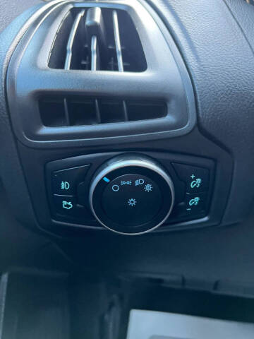 2016 Ford Focus SE