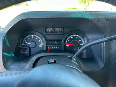 2013 Ford E-Series E-150 XLT