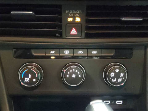 2020 Volkswagen Jetta R-Line