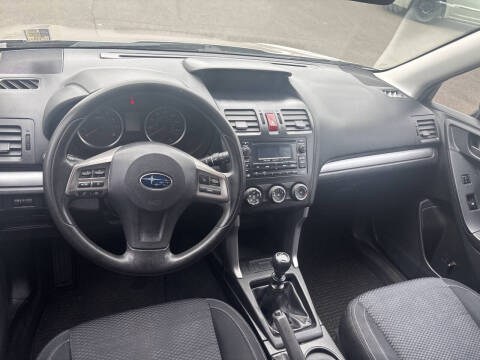 2014 Subaru Forester 2.5i