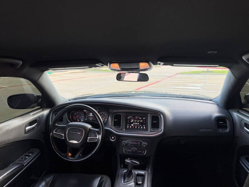2020 Dodge Charger SXT