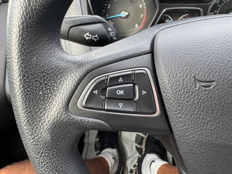 2017 Ford Focus S