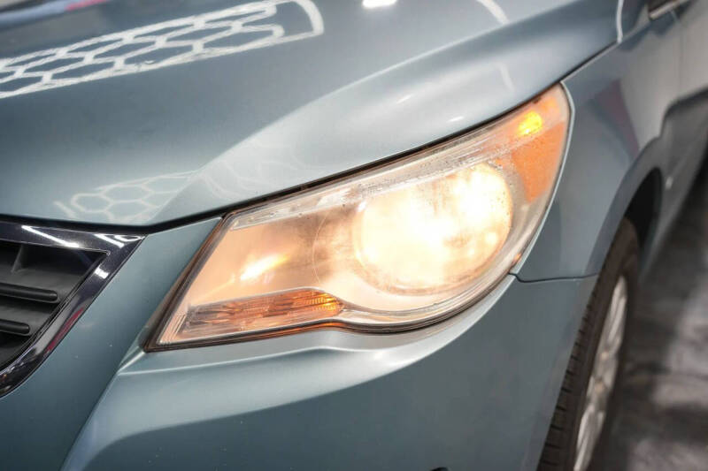 2009 Volkswagen Routan