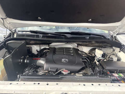 2014 Toyota Tundra SR5