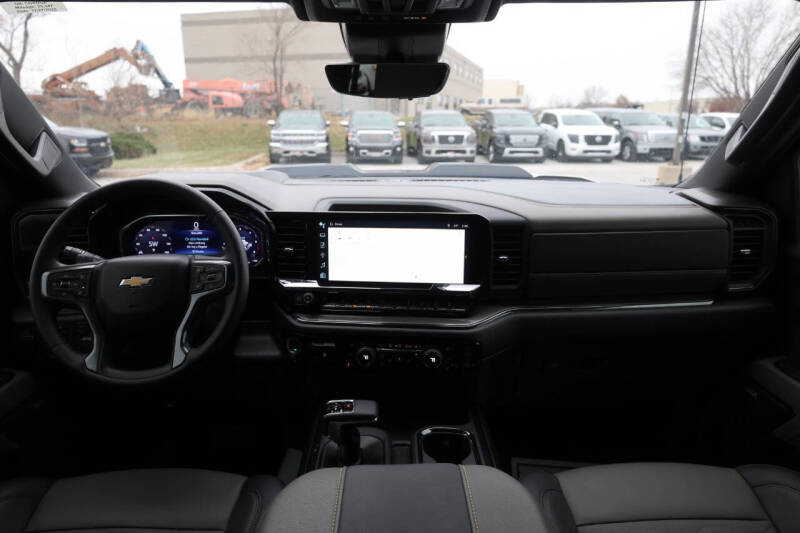 2024 Chevrolet Silverado 1500 ZR2