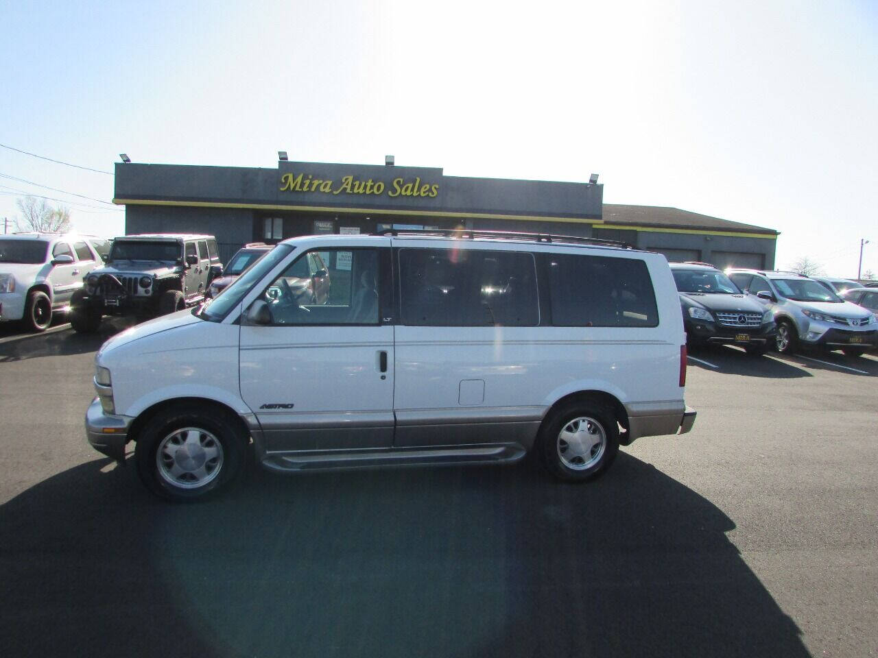 white chevy astro van