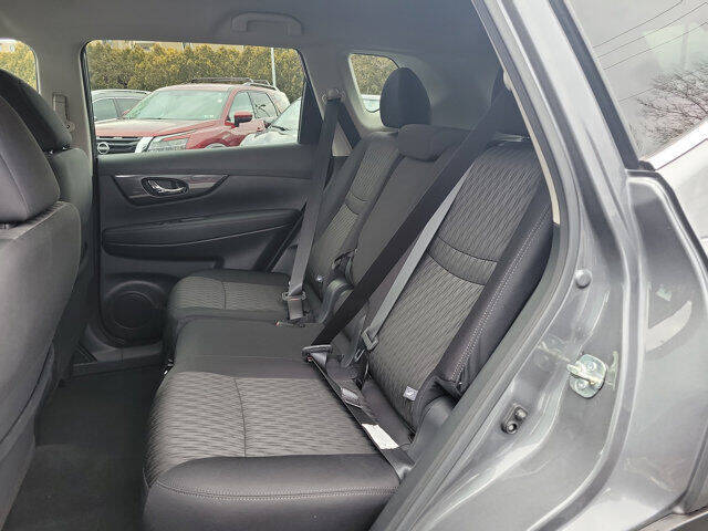 2020 Nissan Rogue SV