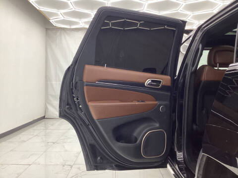 2017 Jeep Grand Cherokee Summit