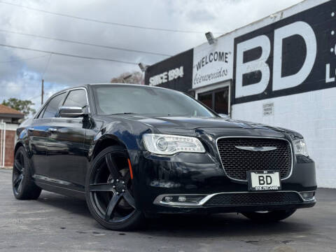 2016 Chrysler 300 for sale at BIG DISCOUNT AUTO SALES in Sun Valley CA