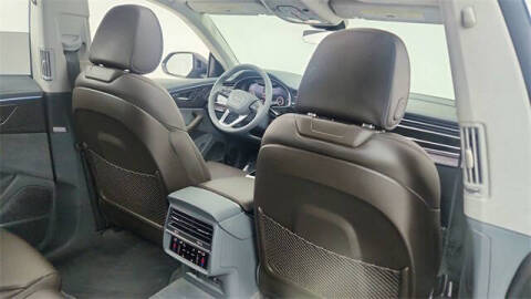 2023 Audi Q8 quattro Prestige 55 TFSI