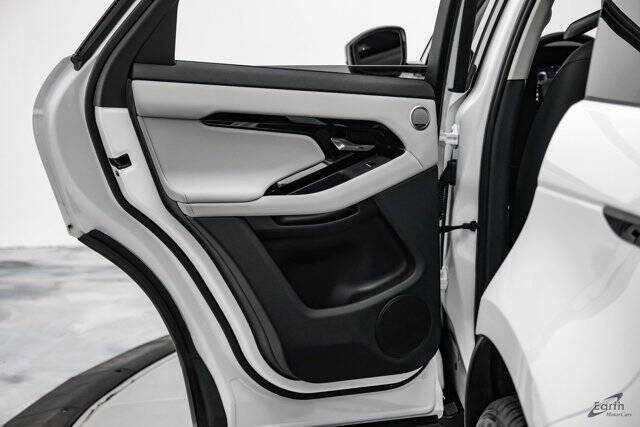 2024 Land Rover Range Rover Evoque P250 Dynamic SE