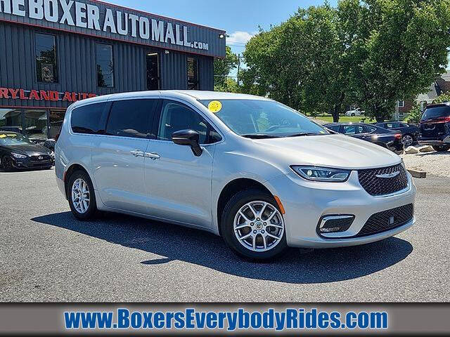2024 Chrysler Pacifica Touring L