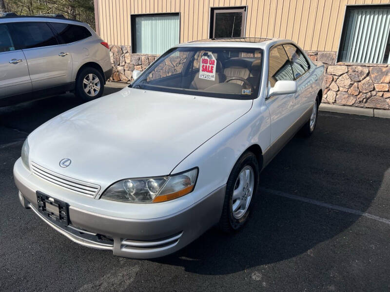 1995 Lexus ES 300 for sale at DORSON'S AUTO SALES in Clifford PA