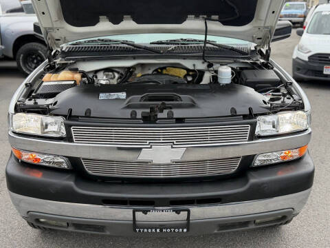 2002 Chevrolet Silverado 3500 LS