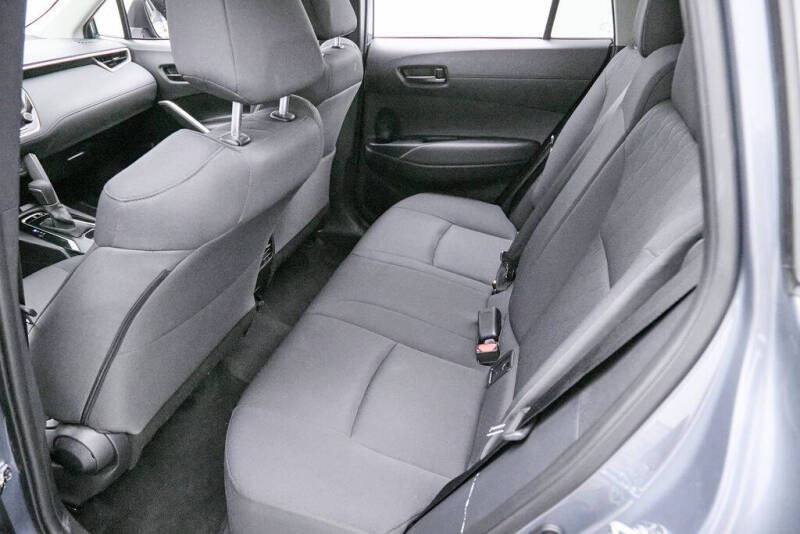 2025 Toyota Corolla Cross LE