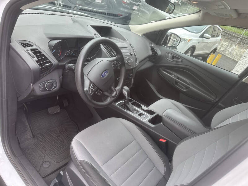 2017 Ford Escape S