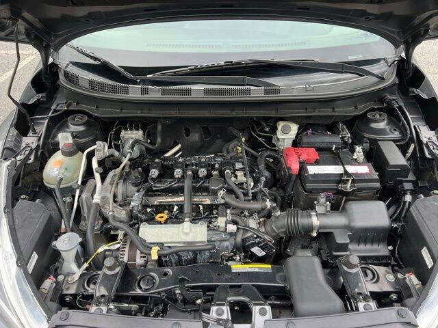 2020 Nissan Kicks S