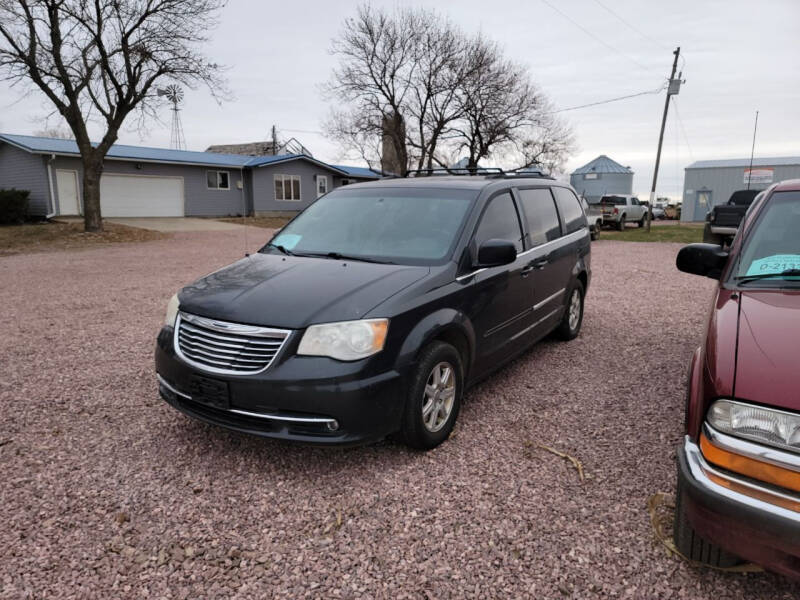 2011 Chrysler Town and Country for sale at B&M Auto Sales and Service LLP in Marion SD