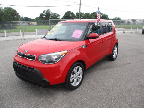 2015 Kia Soul +