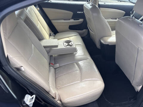 2013 Chrysler 200 Limited