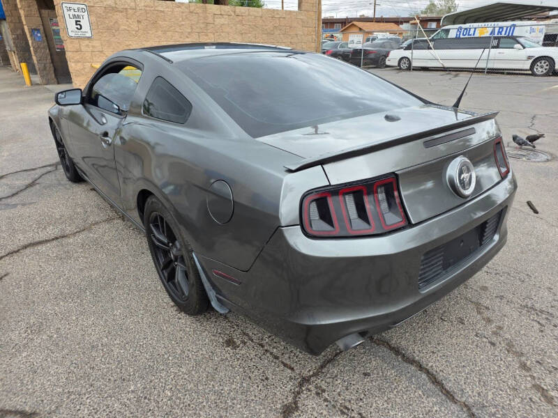 2013 Ford Mustang V6