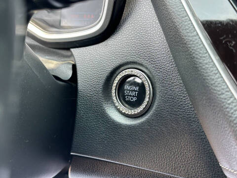 2019 Toyota Corolla Hatchback SE