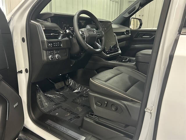 2025 GMC Yukon XL Elevation