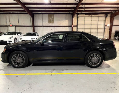 2014 Chrysler 300 C John Varvatos Limited Edition