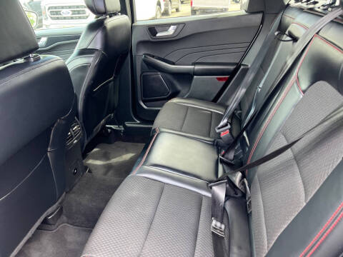 2025 Ford Escape ST-Line Select