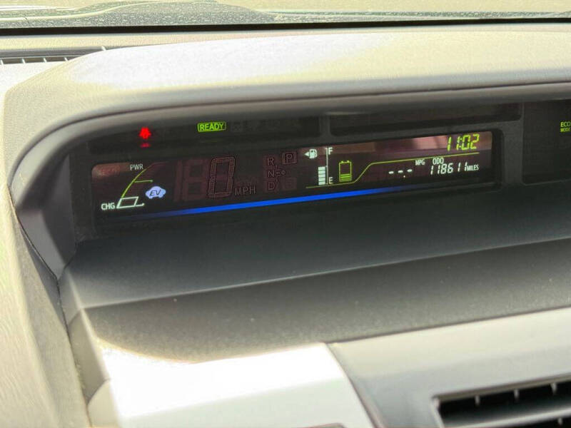 2013 Toyota Prius v
