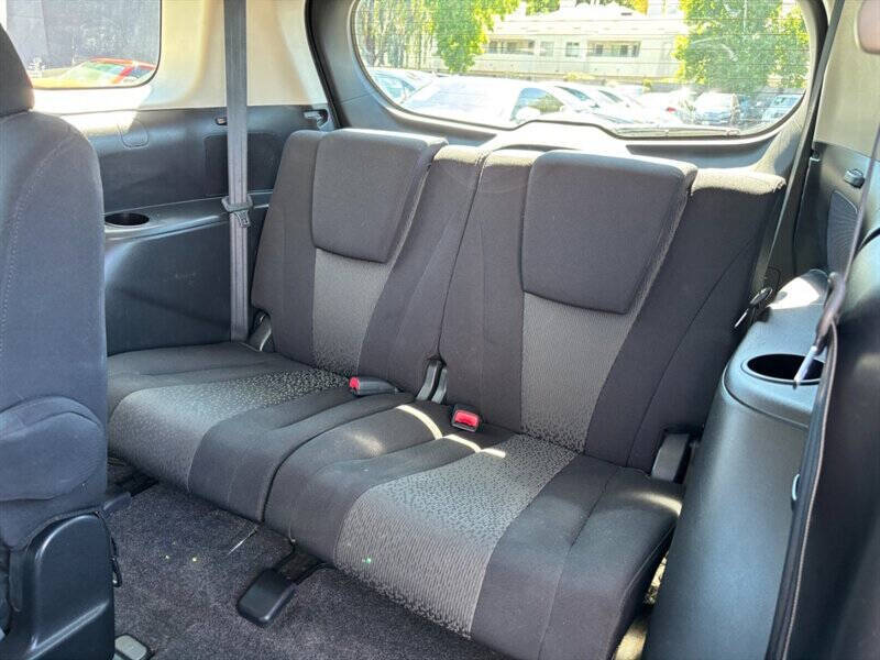 2012 Mazda MAZDA5 Sport