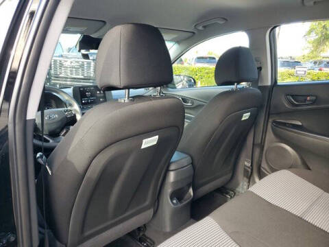 2023 Hyundai Kona SE