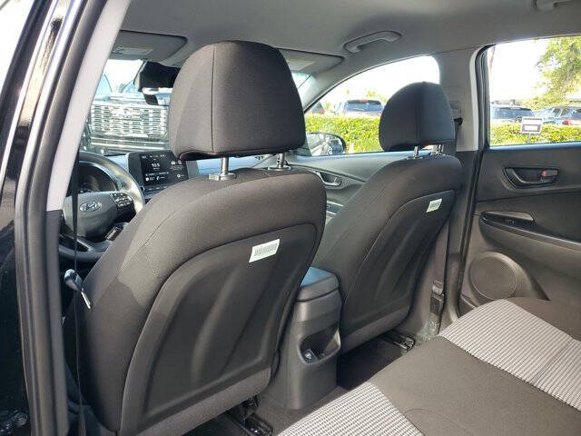 2023 Hyundai Kona SE