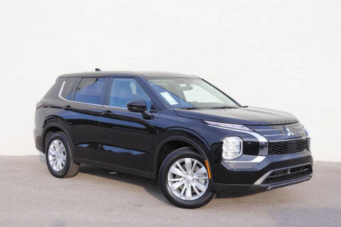 2025 Mitsubishi Outlander ES