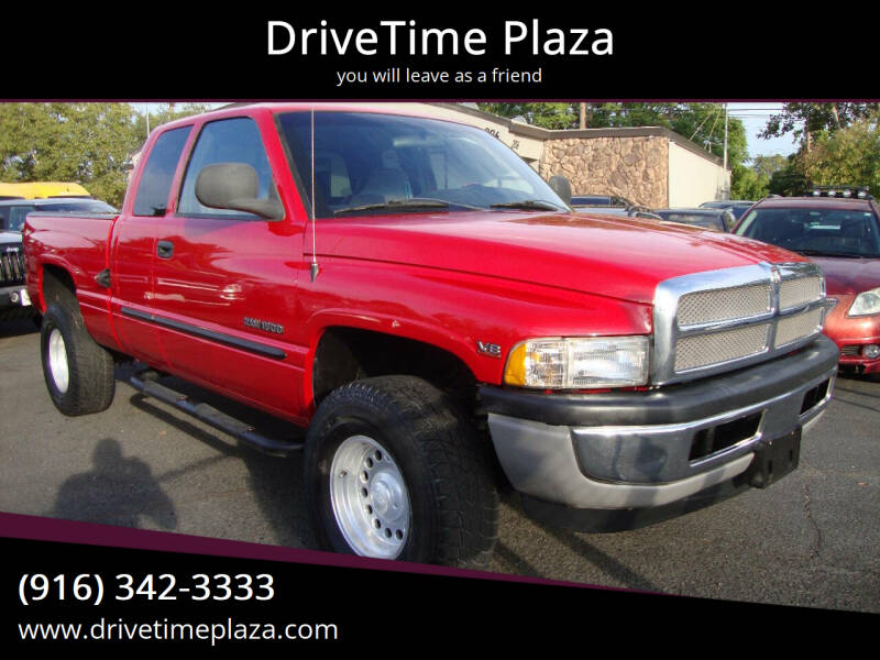 2001 Dodge Ram Pickup ST's photo
