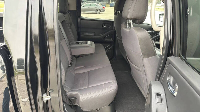 2022 Nissan Frontier