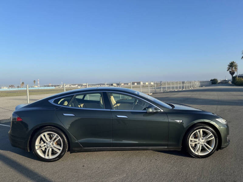 2013 Tesla Model S