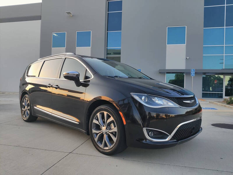 2017 Chrysler Pacifica Limited