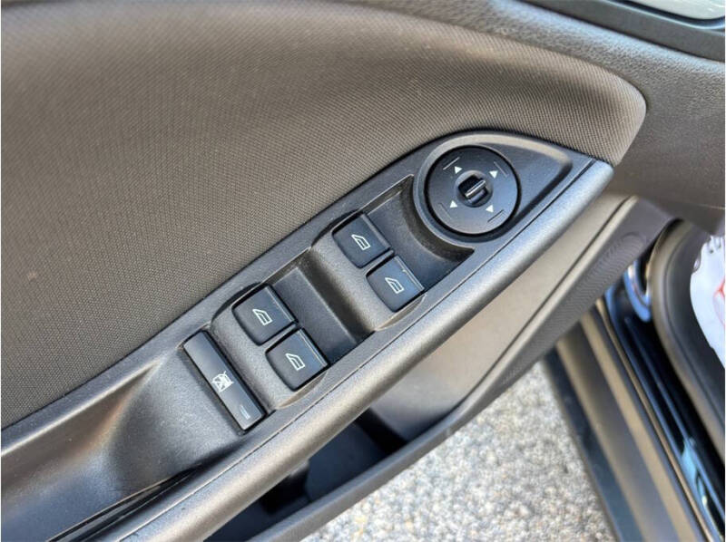 2017 Ford Focus SEL
