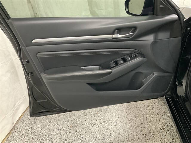 2022 Nissan Altima 2.5 SL