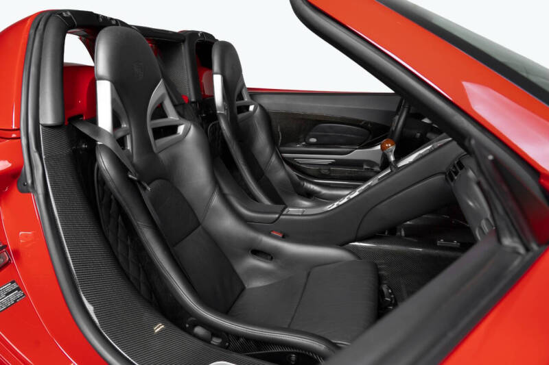 2004 Porsche Carrera GT